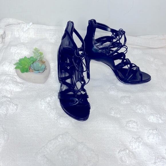 Kenneth Cole Black Caged Stiletto Heels Size 9.5 - Picture 4 of 12